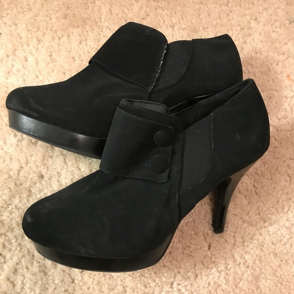 FIONI Clothing Shoes - Ankle boots!